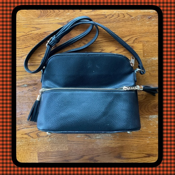 Crossbody Bag Shoulder Bag with Tassel - Picture 1 of 9